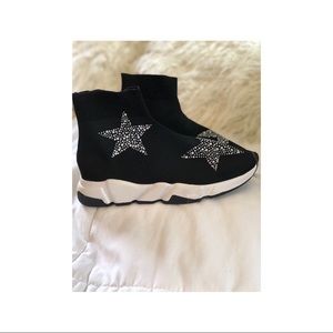 Women’s Pearl Sock Sneakers
